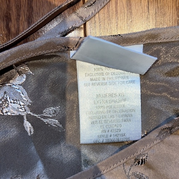 Secret Treasures Gold  silky Night gown slip XL - Picture 8 of 15